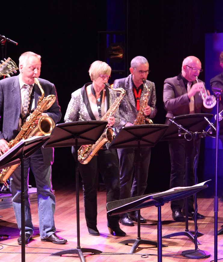 E-sax band en Rythm sectie E-sax