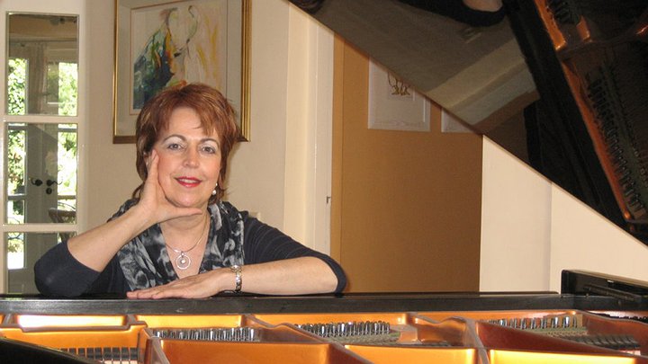 Ruth Haan